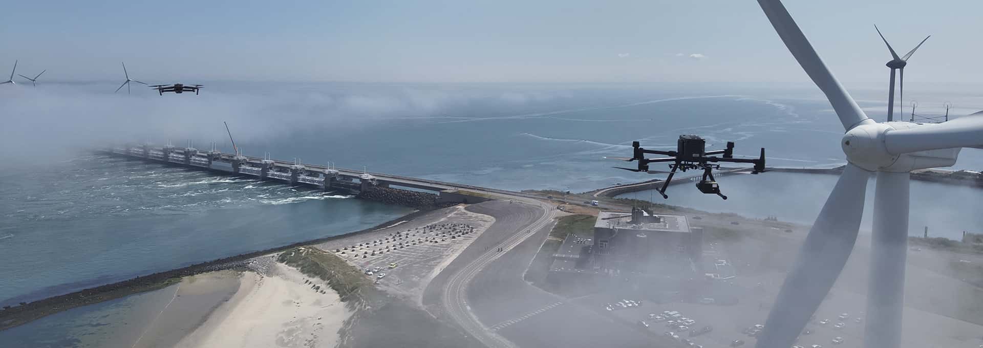 Drones in de lucht bij de Oosterscheldekering