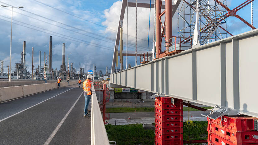 Foto van onderhoud aan Suurhoffbrug